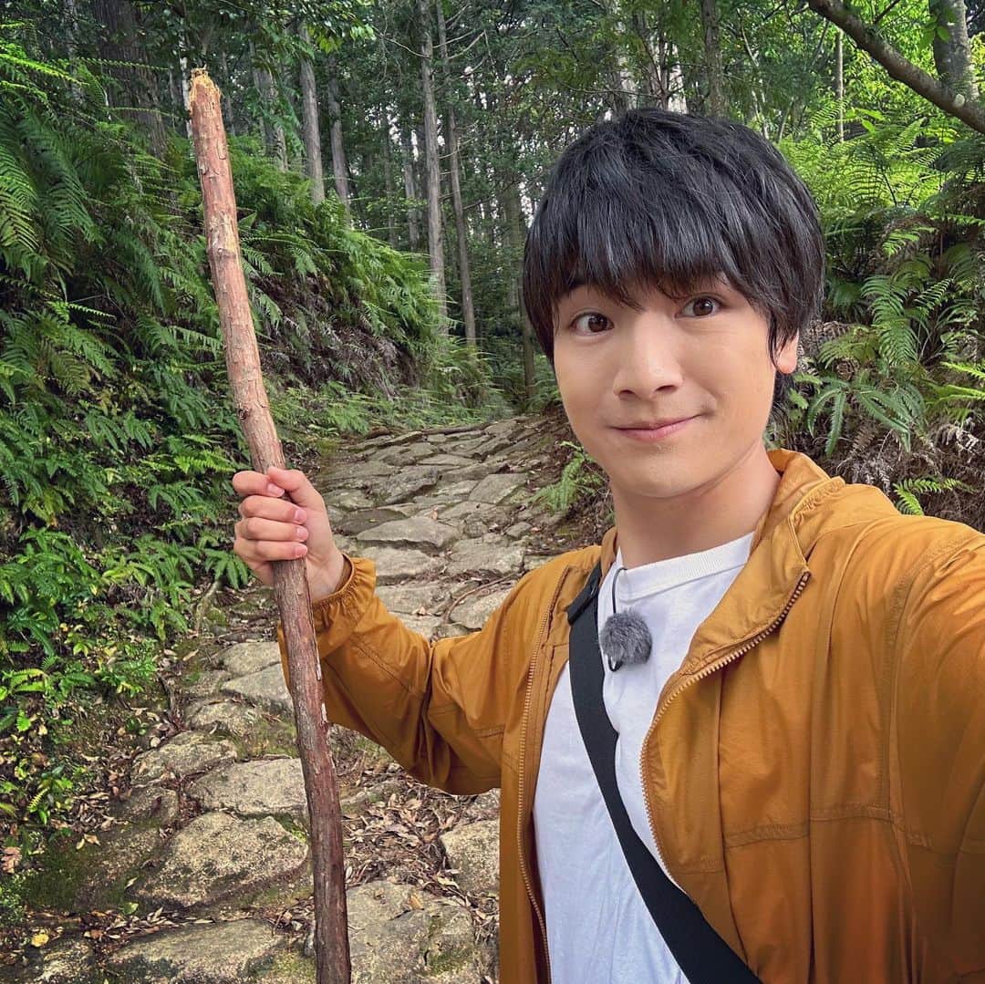 本田剛文さんのインスタグラム写真 (本田剛文Instagram)「3泊4日のロケから帰ってきました！主に山にいました！ 男子は山道でイイ