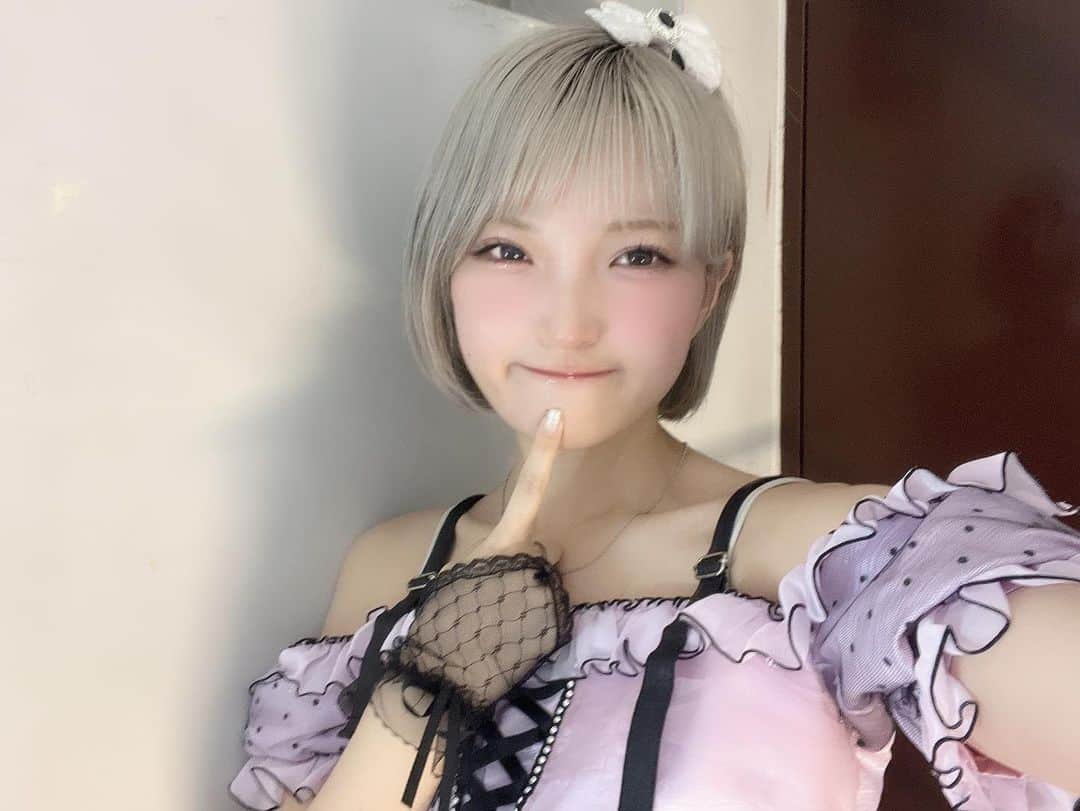 東條ゆりあさんのインスタグラム写真 - (東條ゆりあInstagram)「ライブ直後のゆりあちゃ 何枚目が好き？」5月19日 21時34分 - yurichoco___