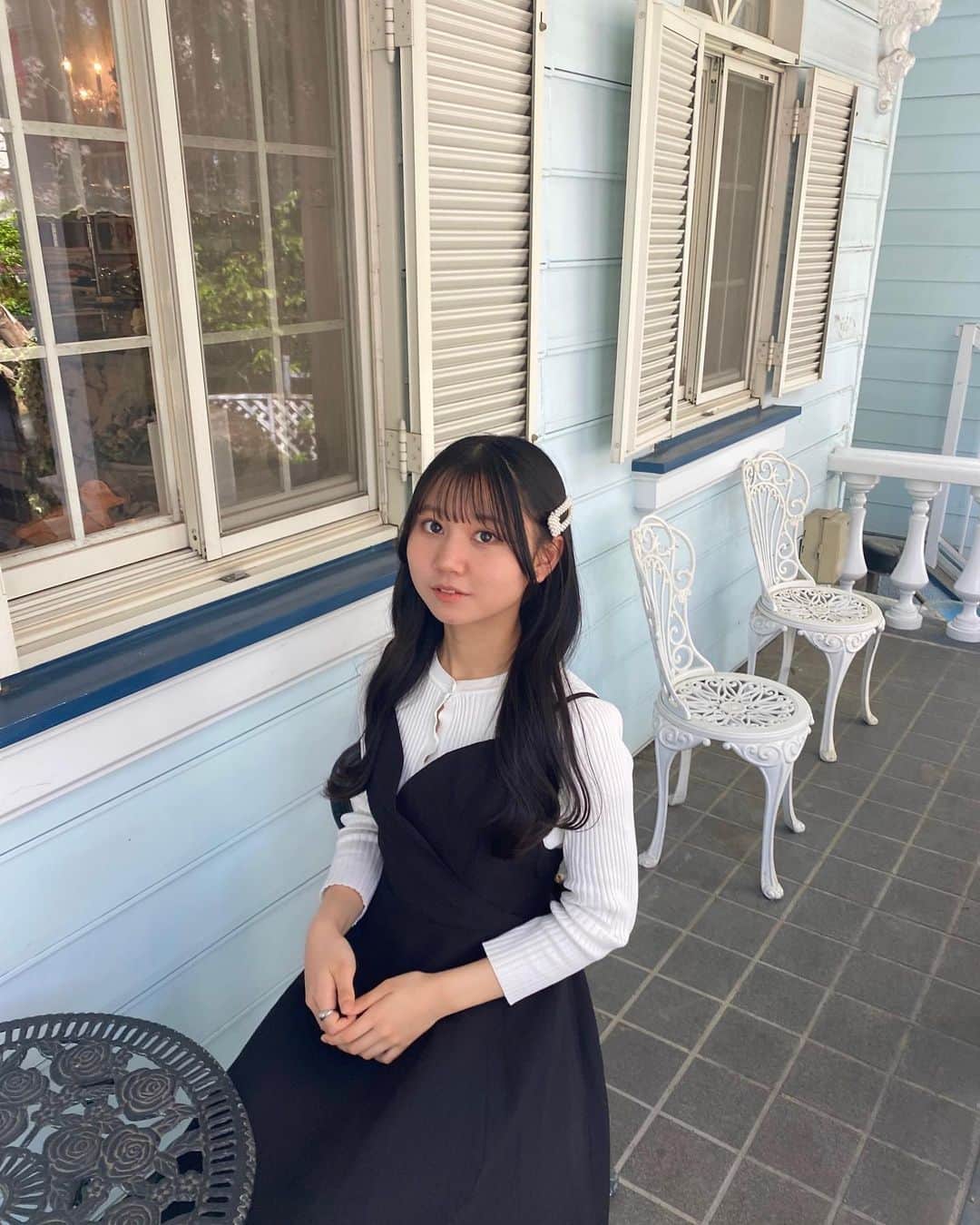 のインスタグラム：「綺麗めないい子ちゃんコーデが好き！  ．  ．   #05  #05line  #jkブランド #jk3  #お洒落な人と繋がりたい #カフェ好きな人と繋がりたい #ヘアアレンジ  #巻き髪ロング  #ポートレートモデル #ヘアモデル  #カットモデル  #サロンモデル  #せるふぃー  #セルフィー  #レイアウト #いいね #いいね返し  #likes  #ootdstyle  #ootd  #ootdfashion  #followme」