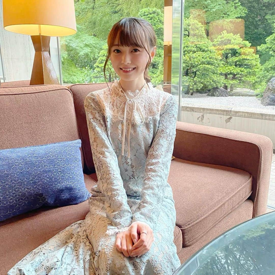 樋渡結依さんのインスタグラム写真 - (樋渡結依Instagram)「みるきーさんにお誕生日お祝いして頂きました🤭嬉しすぎた♡  めっちゃ可愛いアフタヌーンティーに素敵すぎるプレゼントまでありがとうございます😭 23歳もいい年になりそうです🫶  ずっと可愛がってくださる大大大好きで憧れの先輩です🙇‍♀️  #23歳  #誕生日  #尊敬する先輩  #渡辺美優紀 さん #みるきー さんに #祝っていただきました ☺️ #ありがとうございます ❣️ #アフタヌーンティー」5月19日 21時54分 - yui_hiwatashi0430