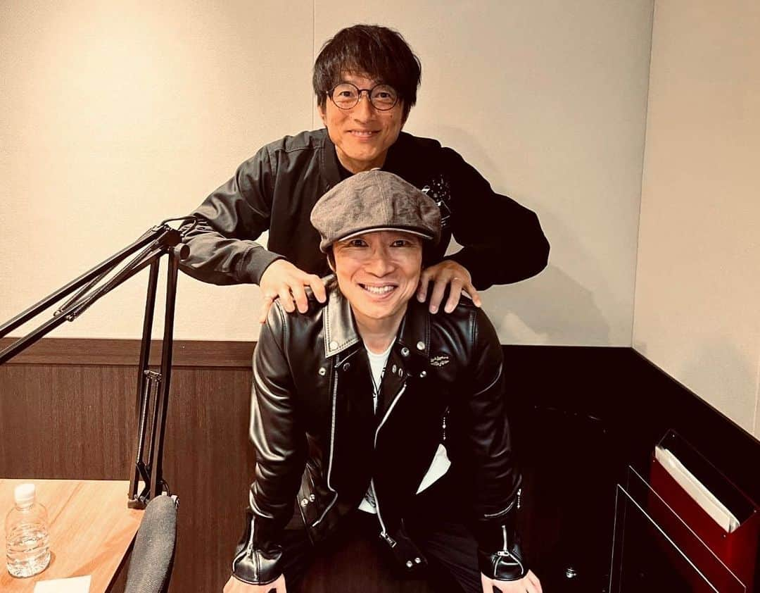 宮田和弥さんのインスタグラム写真 - (宮田和弥Instagram)「FM COCOLO『宮田和弥のバンドやろうぜ』STAGE 7 聞いてくれた皆さんありがとうございました！引き続きよろしくお願い致します！またねーさくちゃん！  #桜井和寿 #mrchildren #fmcocolo765 #ジュンスカ #JUNSKYWALKERS #宮田和弥 #lewisleathers」5月19日 22時15分 - miyatakazuyaofficial