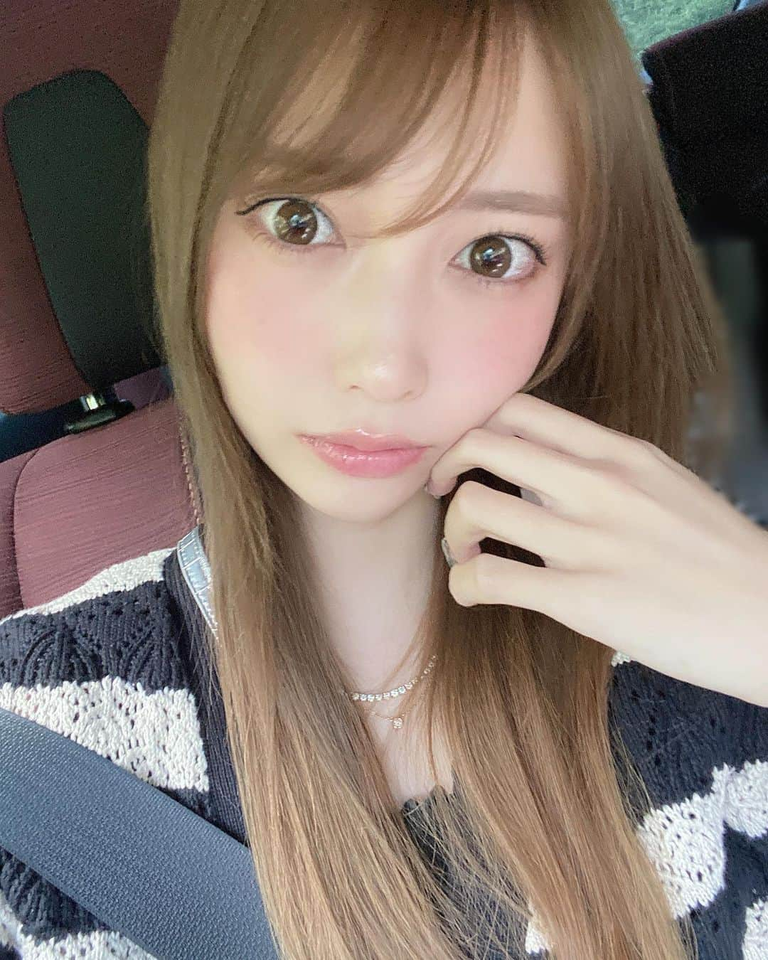 春川桃菜のインスタグラム：「画質が悪い理由はiPhone新しくするのをいつも忘れてしまうから😢😩😩すぐ変えよう😕😫笑  #☔️ #温泉行ったのさ」