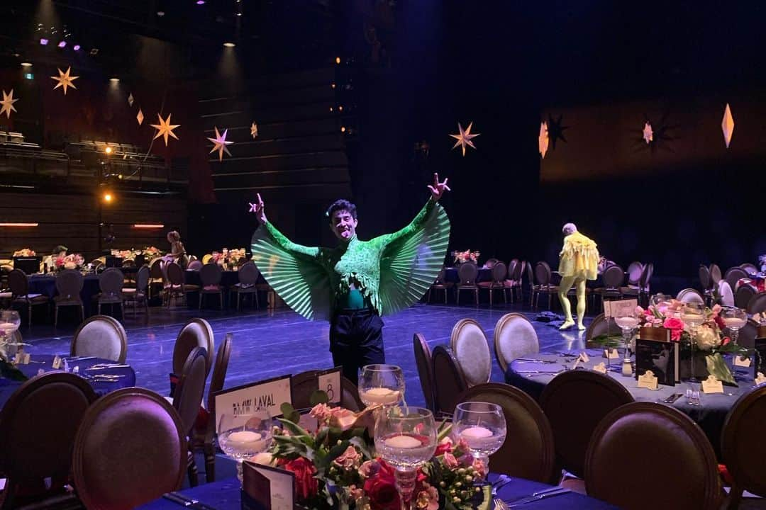 石井杏奈さんのインスタグラム写真 - (石井杏奈Instagram)「We danced Cinderella at the gala for the sponsors 🥰🤍 Thank you my Prince @roddydoble and lovely birds @hamiltonnieh @enno_kl @angelvizcainoo_ 🧡💚💛 . . Photo by @kravetzphotographics 📸✨ . . #cinderella#pdd#beautiful#birds#fancy#gala#ballet#grandsballets」5月19日 22時37分 - annaishii