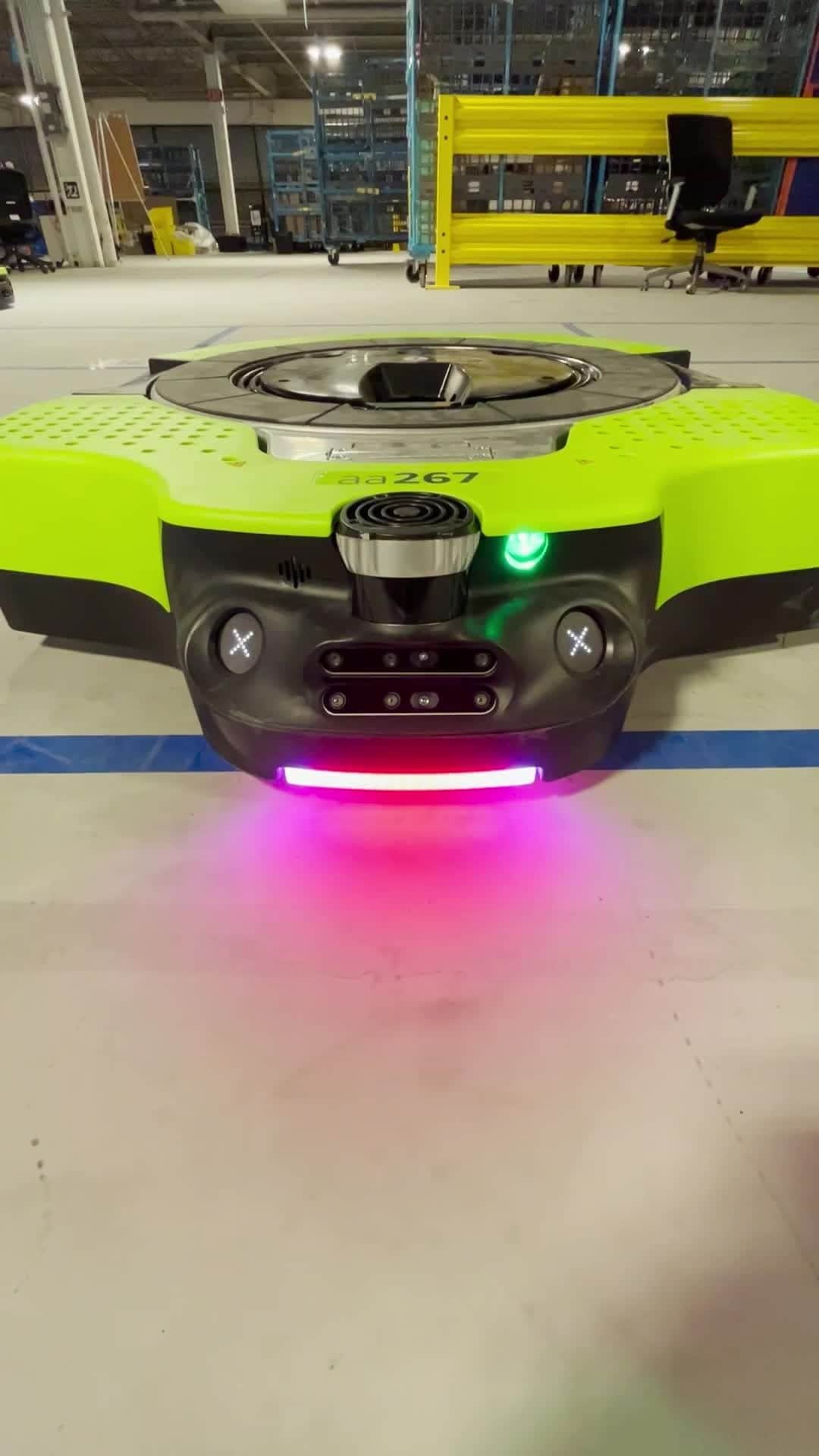 Amazonのインスタグラム：「Tic Tac Toe: Robot style. ❌⭕️ Proteus out here winning for our customers!」