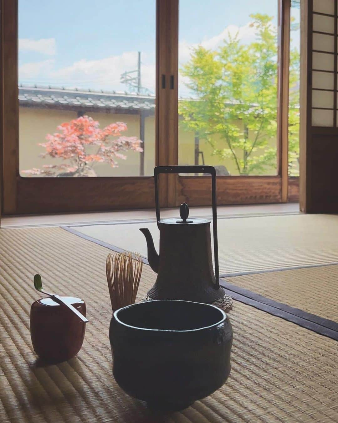 宮内理沙のインスタグラム：「🍵💜」