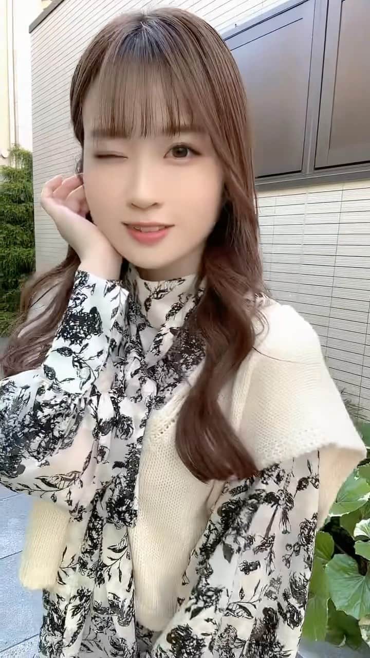 佐野心音のインスタグラム：「あざとお姉さん🖤」