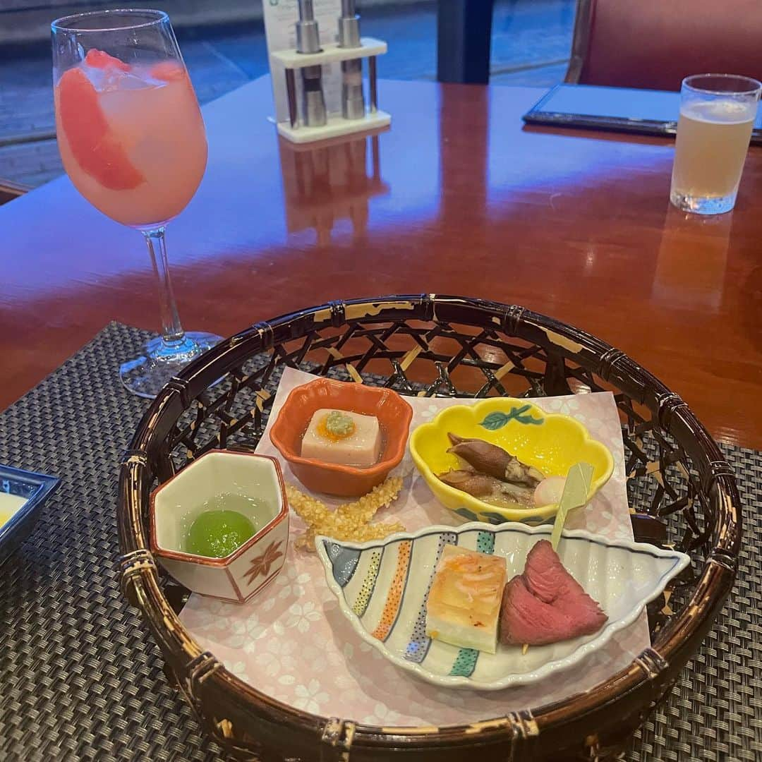 Yu-kiさんのインスタグラム写真 - (Yu-kiInstagram)「Trip in Izu🇯🇵Great food, nice countryside, perfect hot spring in a room, everything an amazing! 久々の温泉♨️心も身体も癒された🫶🏻日本人で良かった😌#izu#shuzenji#shizuoka#japan」5月19日 23時46分 - yu_ki96