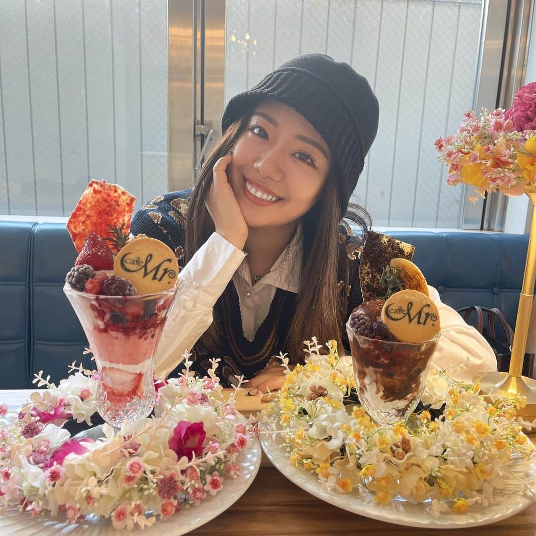 亀田姫月のインスタグラム：「@cafe.mr のパフェ レベチで美味しい😋❤️ またすぐ行こうっと✨」