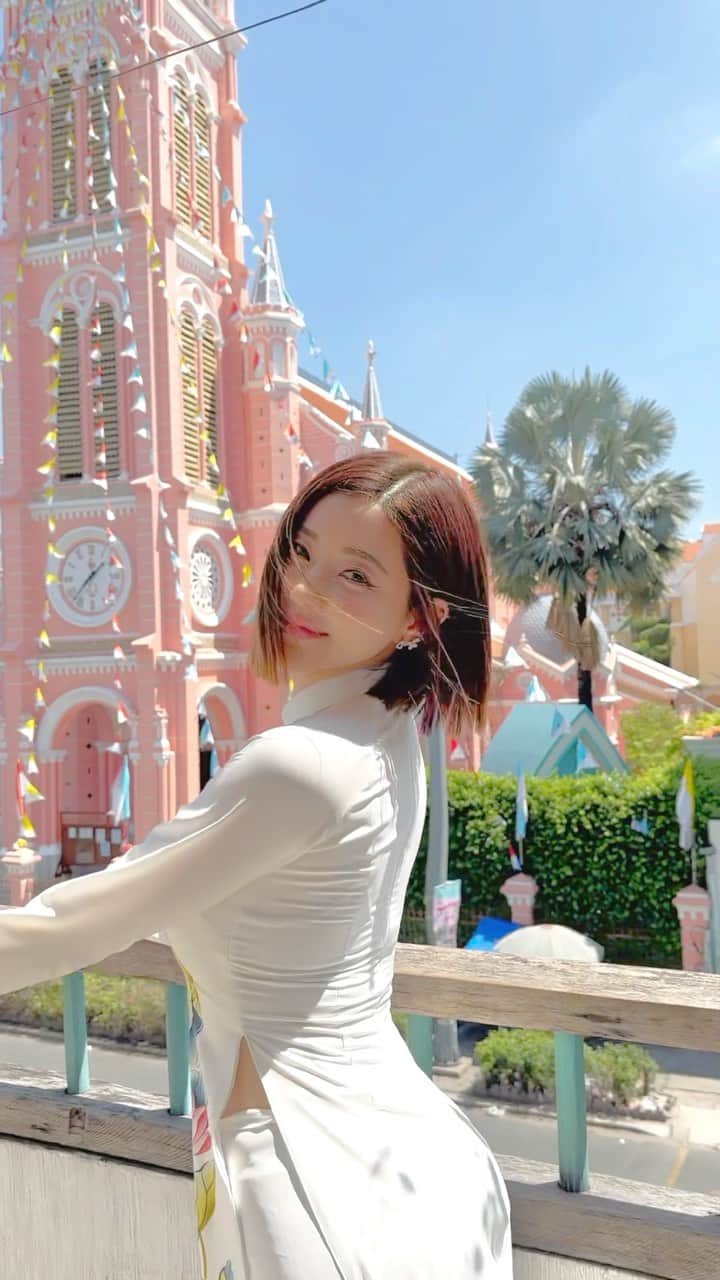 Dj Sodaのインスタグラム：「내일 다낭 아시아파크에서 공연해요!!🥰🥰 I will be performing at Asiapark M-pack Festival  Da nang, Vietnam tomorrow!💕💕 1 Phan Đăng Lưu, Hoà Cường Bắc, Hải Châu, Đà Nẵng, Vietnam💘💘」