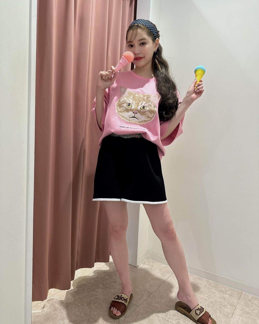 林田沙綾さんのインスタグラム写真 - (林田沙綾Instagram)「先日、　#東京中央美容外科渋谷西口院 @tcb_shibuyanishiguchi  にて4回目の　#ドクターズダイエット　を受けてきたよ🐈  今回も能登谷先生　@tcb_notoya  に二の腕とお腹に脂肪溶解注射してもらいました！！ 4回目となると、自分自身もどんどん意識高くなってお風呂上がりに毎日二の腕マッサージしたりストレッチしたりして 本当に受けてよかったなと感じてます🤍  置き換えダイエットのスムージーも朝しっかりのんで食事制限も頑張ってます🫶🏻  #TCBドクターズダイエット #TCB #ダイエット　#美容医療 #PR #脂肪溶解注射　#VFDI #能登谷先生　 #ダイエットならTCB東京中央美容外科 #東京中央美容外科 #美容外科ならtcb東京中央美容外科  #美容外科　#渋谷西口　#美容クリニック　#美容　#glp1ダイエット #tcbglp1ダイエット」5月20日 1時44分 - saaya.xoxo