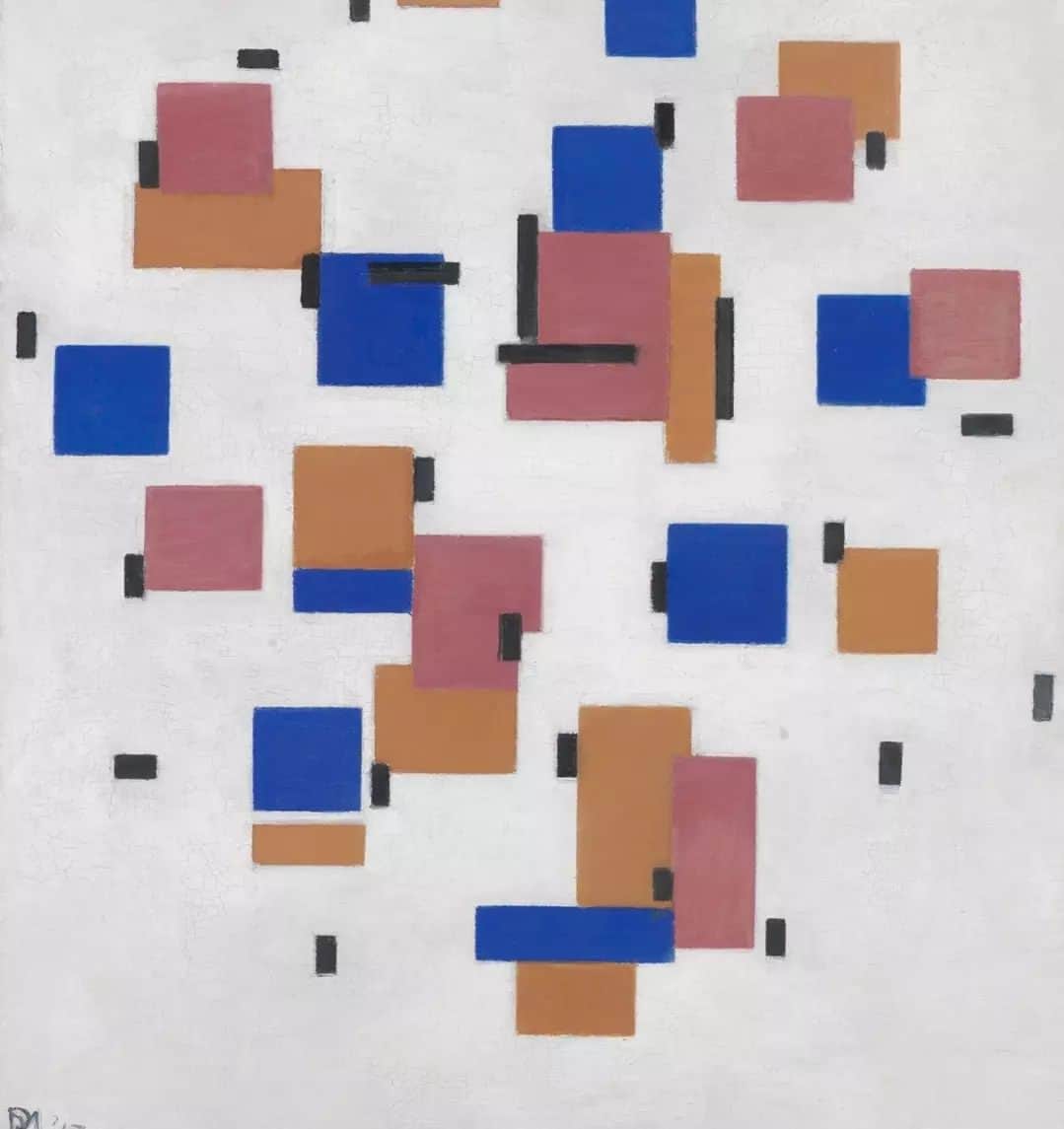 テート・ギャラリーさんのインスタグラム写真 - (テート・ギャラリーInstagram)「🟥🟦🟨 ‘Live in the spirit of the approaching day.’ - Piet Mondrian  Mondrian is perhaps one of the most recognised of all modern artists, but he is also the most misunderstood. His iconic, signature style of abstract paintings made from squares and rectangles was something he discovered, not something he planned.  Frequently overlooked are moments when Mondrian took a gamble, no more so than his decision to leave the Netherlands to make it as an artist in Paris. When he boarded the train just before Christmas 1911, aged 39, he left behind an established career. It was a new Mondrian who stepped off that train and took a big gulp of smoky Paris air. He even dropped an ‘a’ from his name - Mondriaan - to mark the transformation.  Discover more about #PietMondrian and his artistic philosophy to art, life and living in our Mondrian Guide to Life via the link in our bio. 🔗  🟨 Composition with Yellow, Blue and Red, 1937–42 🟦 Composition in Colour B, 1917 💗 Composition No. 3 with Color Boxes, 1917 ✚ Composition in Line, 1916-17  Find Mondrian's paintings alongside Hilma af Klint's in our #AfKlintAndMondrian exhibition at Tate Modern.」5月20日 2時29分 - tate