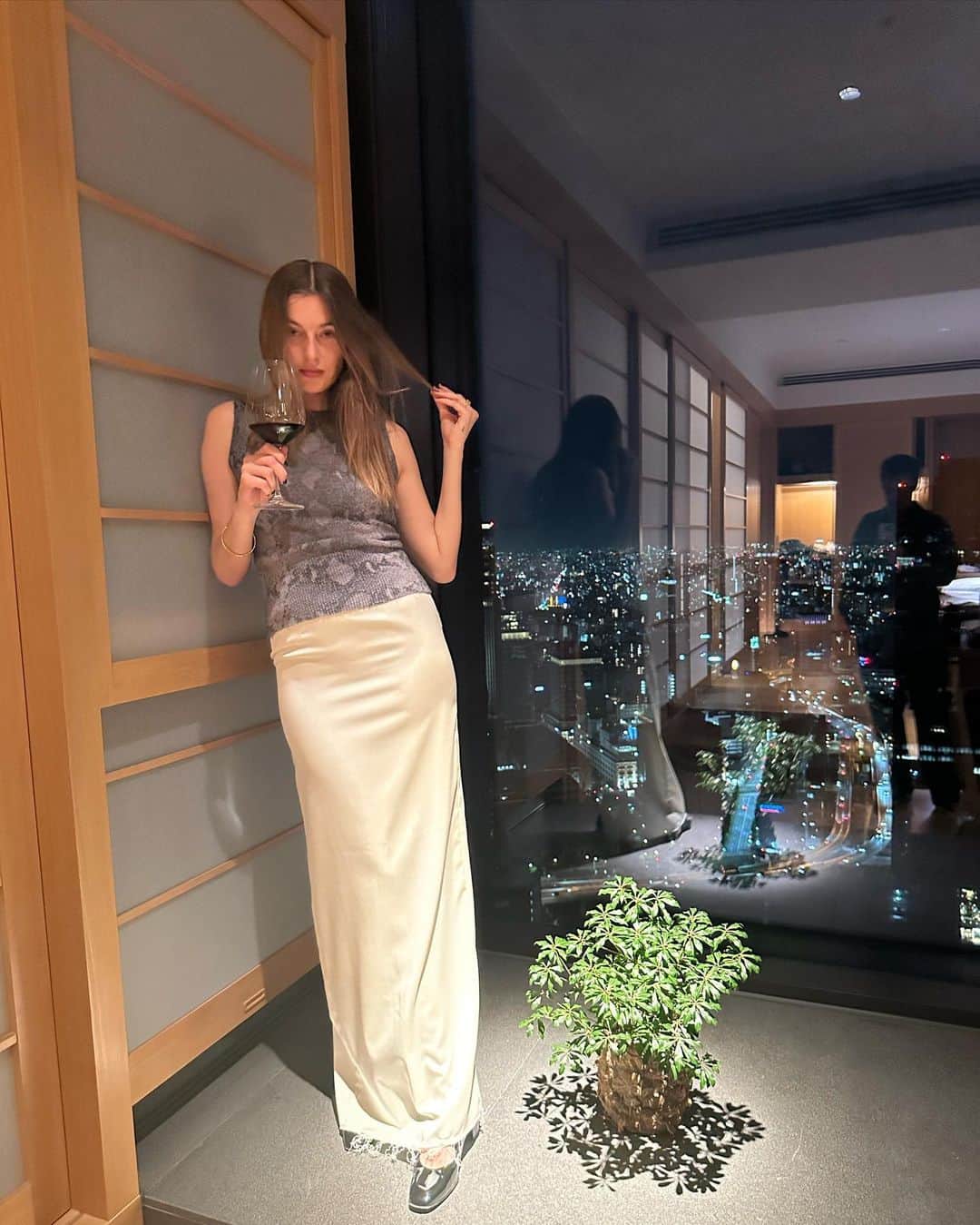 Camille Charriereさんのインスタグラム写真 - (Camille CharriereInstagram)「step and repeat @16arlington 🎀」5月20日 3時00分 - camillecharriere