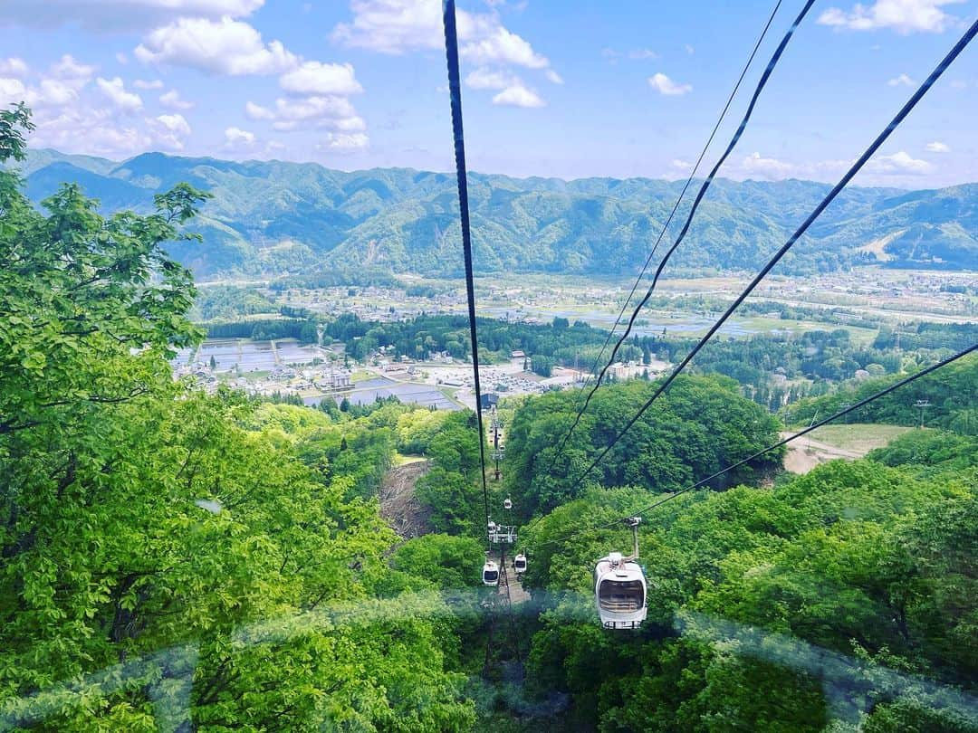 ISEKIのインスタグラム：「やってきました✨ 白馬岩岳⛰  ヤッホー！！！！！！  #ヤッホーフェス #白馬岩岳 #アルペンアウトドアーズ」