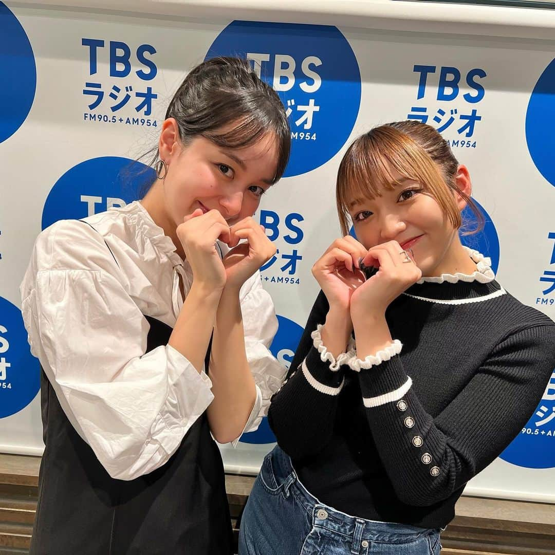 佐藤ミケーラ倭子さんのインスタグラム写真 - (佐藤ミケーラ倭子Instagram)「TBSラジオ「TALK ABOUT」のコーナー 「ねおTALKABOUT」に 出演させていただきました！🥳 ねおちゃんが呼んでくれた！！🌼 うれしい！！ まさかのお喋りしすぎて急遽3週連続で 放送していただきます！🤣💡 今夜22:30頃〜放送！聴いてね！📻」5月20日 12時55分 - michaela_sato