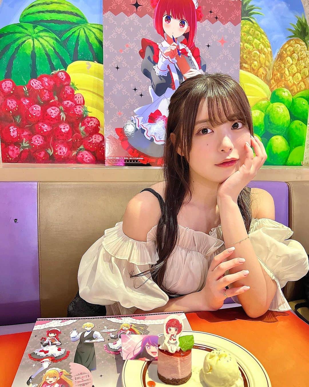 竹内花のインスタグラム：「嘘はとびきりの愛なんだよ？  スイパラと「推しの子」のコラボで 有馬かなちゃん推しなので席がここで幸せでちた🤭❤️ いつもはランダムだと推しが当たらなくて… みんなも推しの子みてる〜？  #推しの子 #推しの子スイパラ #スイパラ #スイパラコラボ #推し活 #推し活カフェ」