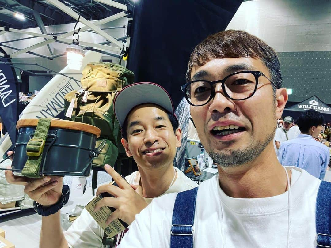 大和一孝さんのインスタグラム写真 - (大和一孝Instagram)「元Bコースのタケトと遭遇！めちゃちゃ嬉しい！２０年数年以上前のつんく会でよく会ってた^_^  僕はロスコブースにいます！  #フィールドスタイル」5月20日 13時42分 - yamato_kazutaka