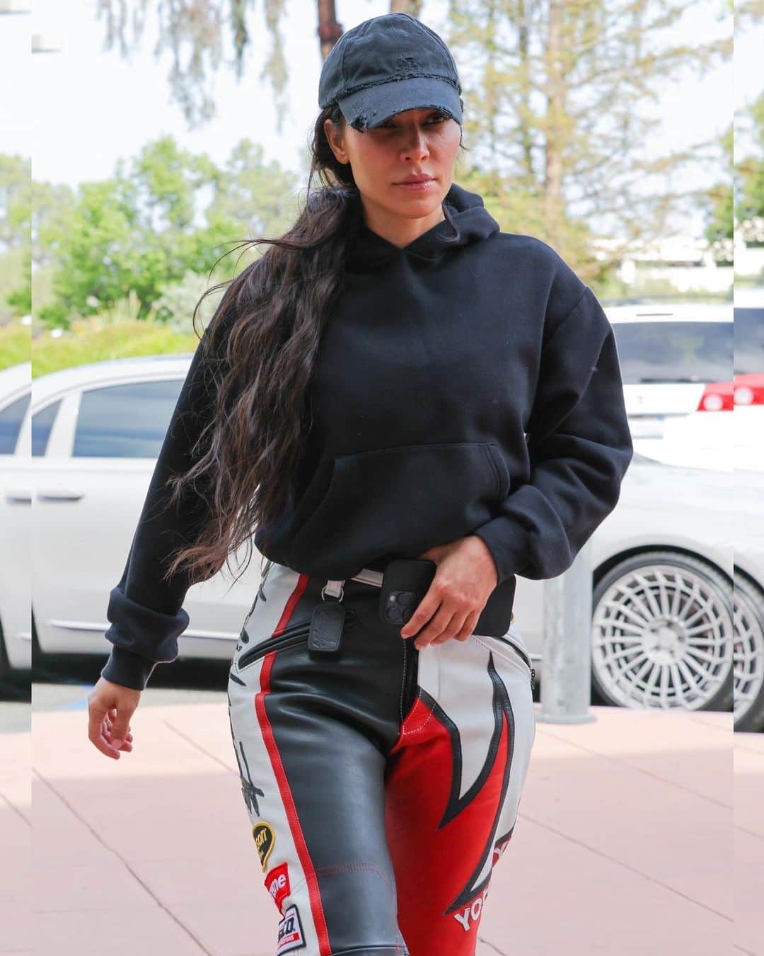 Just Jaredさんのインスタグラム写真 - (Just JaredInstagram)「Kim Kardashian shows off her sporty style with a pair of red, white and black leather pants from @supremenewyork in Los Angeles #KimKardashian Photos: Backgrid」5月20日 13時53分 - justjared