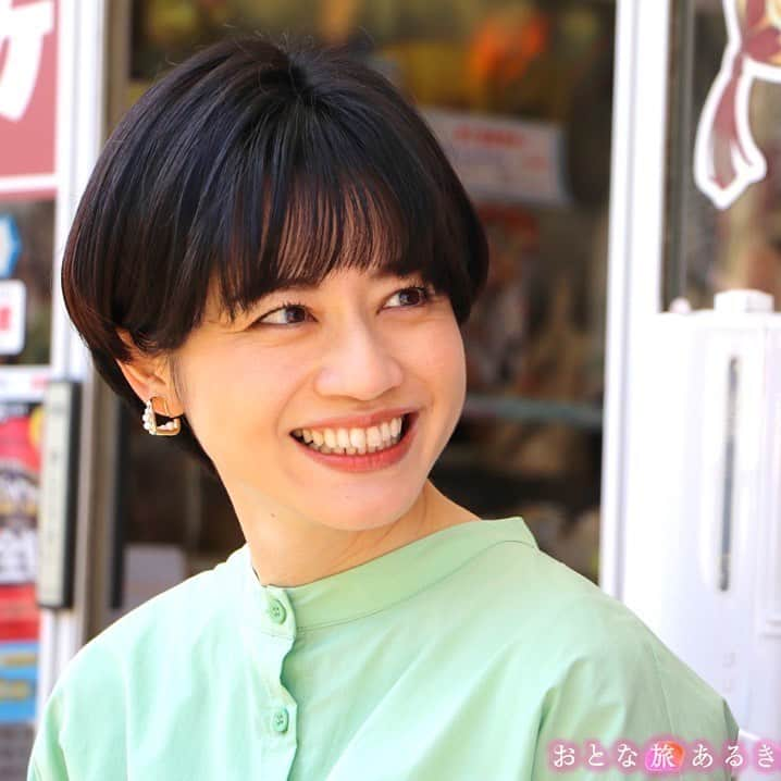 テレビ大阪「おとな旅あるき旅」さんのインスタグラム写真 - (テレビ大阪「おとな旅あるき旅」Instagram)「.  -------------------------------------------  きょうの#おとな旅あるき旅 は…  穴場の漁師町・舞鶴で地元の人に聞いた美味いもん  ------------------------------------------  のどかな港町・京都の舞鶴で美味いもんめぐり😋  自衛官もご来店！ 護衛艦しらねで出していた海軍カレー🍛 ちょっと変わったかまぼこの缶詰とは...🐟  さらに！元イタリアンシェフの杜氏が醸す 洋食に合うお酒🍶  きょう18:30から放送です⚓︎  是非ご覧ください☺️  -------------------------------------------  #テレビ大阪 #三田村邦彦 #斉藤雪乃 #京都 #京都グルメ #京都ランチ #京都観光 #舞鶴 #舞鶴観光 #舞鶴グルメ #坂井精肉店 #肉じゃがコロッケ #松尾寺 #吉原入江 #とれとれセンター海鮮市場 #藤六商店 #池田酒造 #しらね食堂　 #海軍カレー #護衛艦しらね」5月20日 13時59分 - tvo.otonatabi