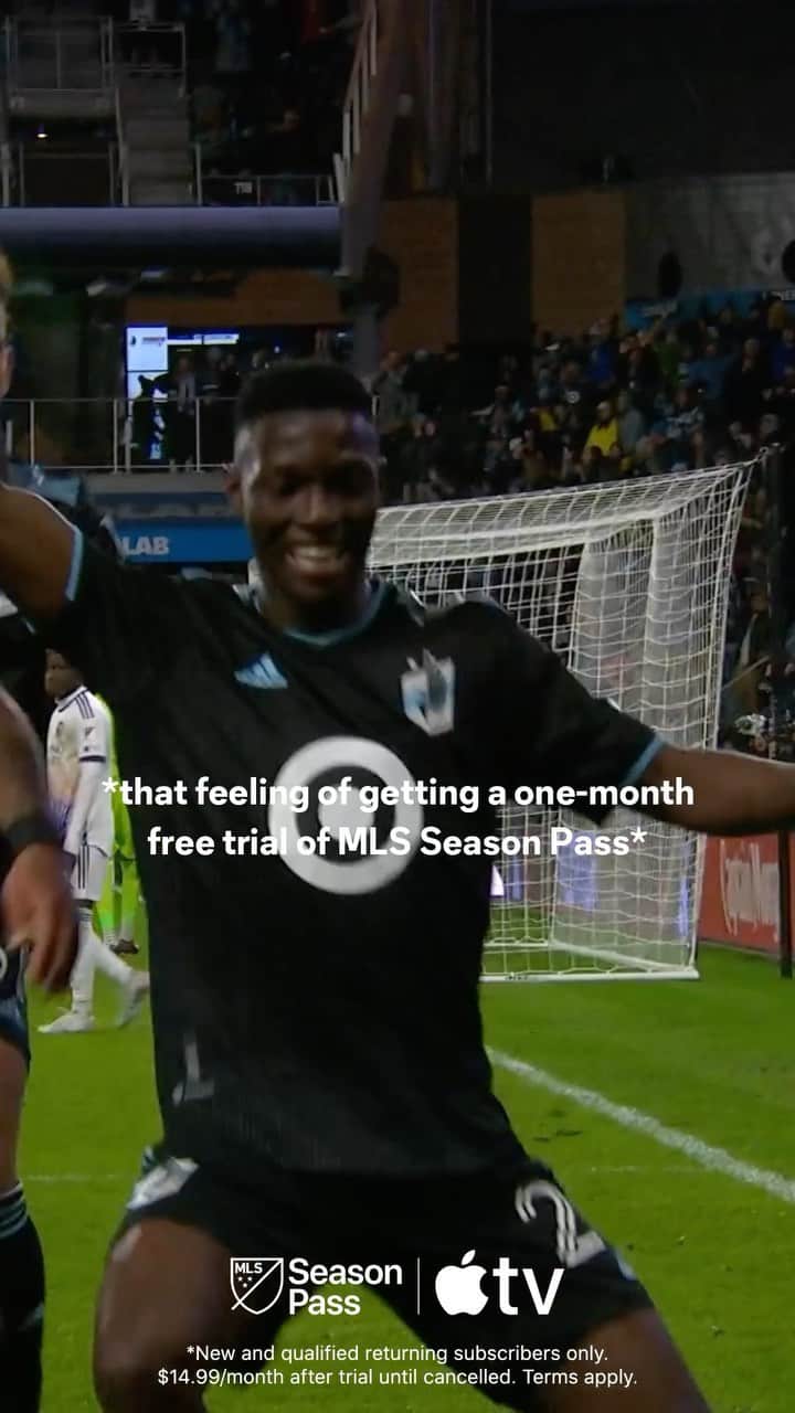 Major League Soccerのインスタグラム：「A special gift for our fans. 🎁  Watch all the action with this 1 month free trial of #MLSSeasonPass on @appletv. Sign up now with link in our bio. Terms apply.」