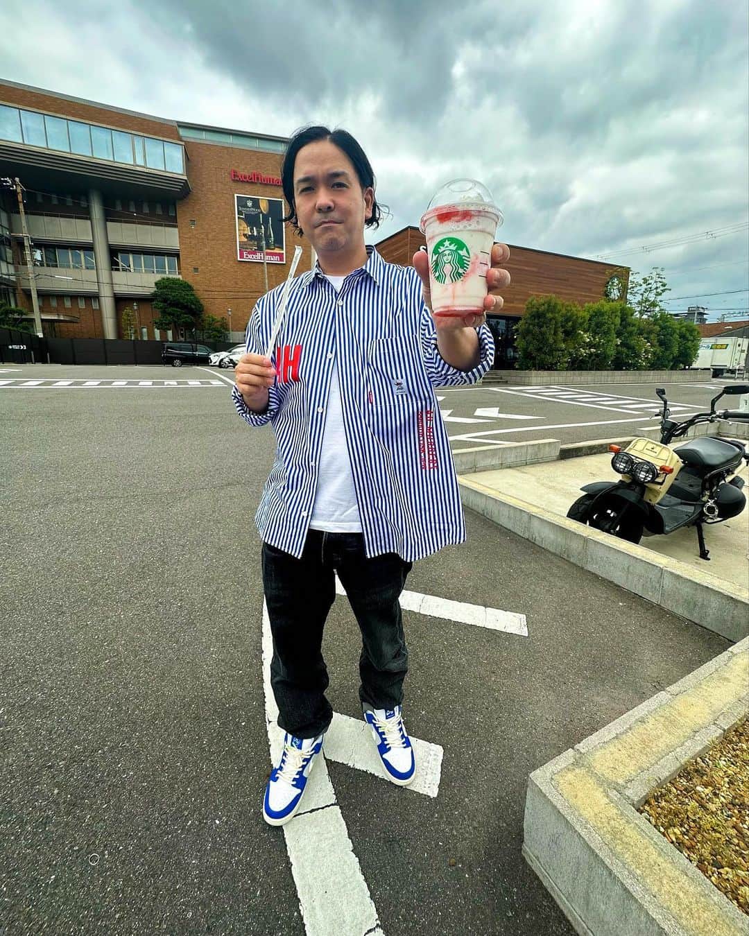 のインスタグラム：「今日はイチゴ🍓  #スタバ」