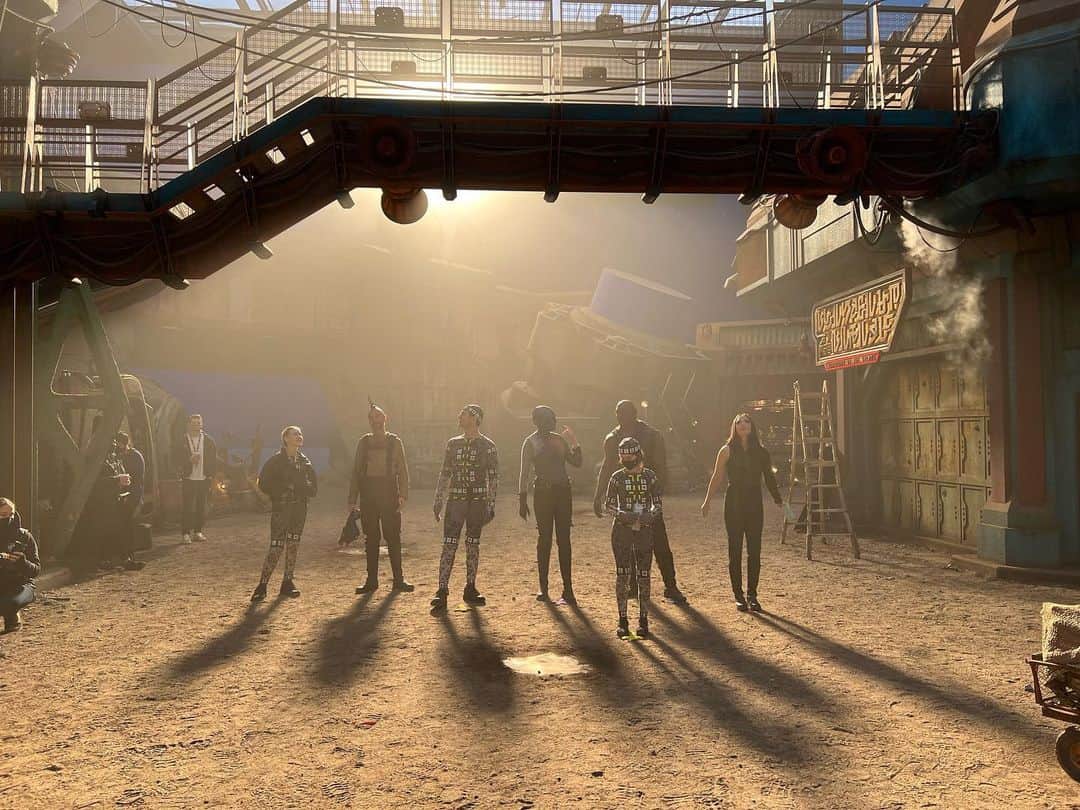 ジェームズ・ガンのインスタグラム：「Who all is going to see #GuardiansoftheGalaxyVol3 tonight?」