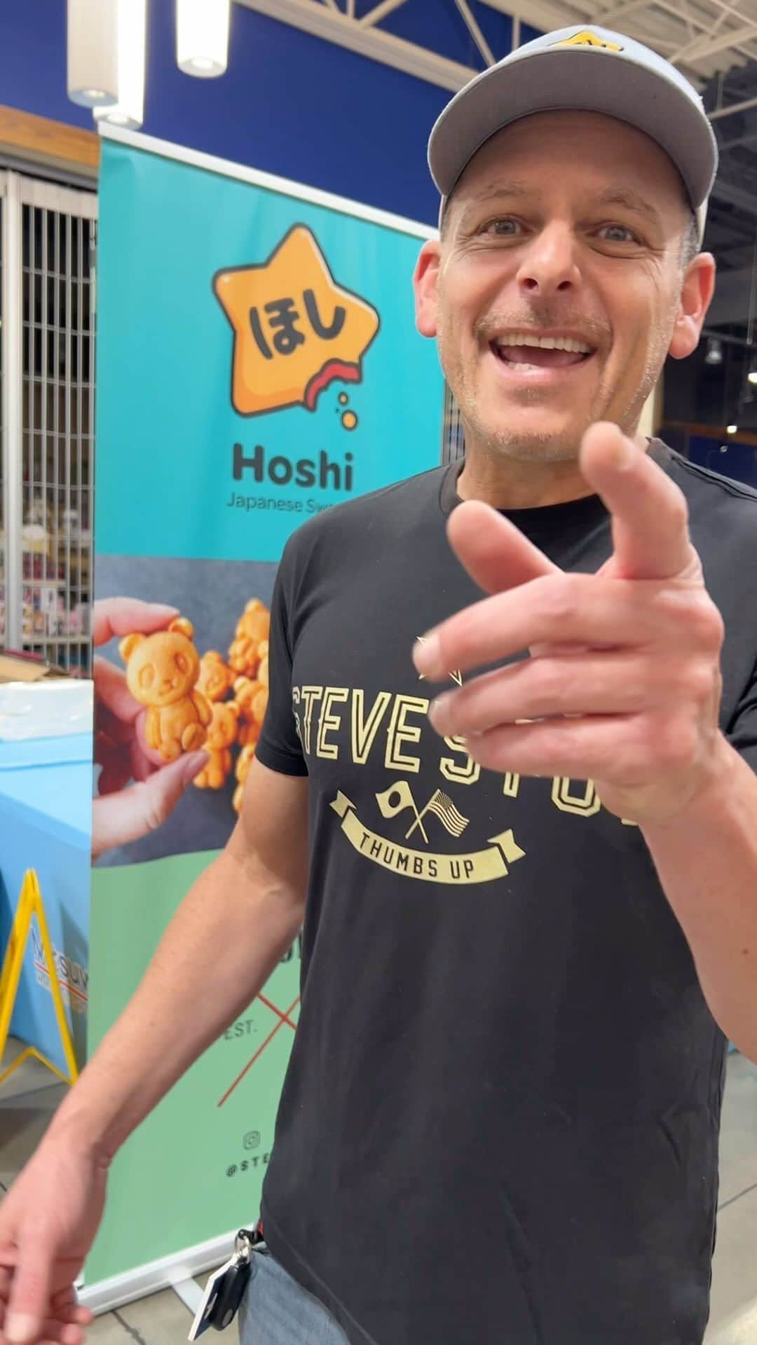 スティーブのインスタグラム：「See you tomorrow at Mitsuwa Marketplace @mitsuwa_plano for the launch of my new Japanese sweet food line called HOSHI 11-7 Saturday and Sunday. Come by and say hi!! #obanyaki #imagawayaki  #pandayaki #Hoshi」