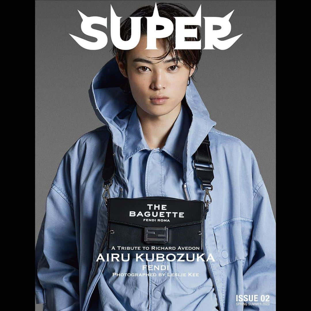 レスリー・キーさんのインスタグラム写真 - (レスリー・キーInstagram)「Super Magazine @supermagazinenyc  ★ 2023SS issue 02★  「A Tribute to Richard Avedon」 Celebrating on 15 May 2023, the 100th Birthday of legendary photographer Richard Avedon !  @avedonfoundation #richardavedon #avedon100 #superavedon #supermagazinenyc #lesliekee   AIRU KUBOZUKA @airu_kubozuka   Photographed by @lesliekeesuper  Styling by @enosogohs  Hair by @kujira.hair  Magazine design by @yutanakajima_elm @shigerutheme @megsuzukitheme @enlightenment.1997 @hiro_sugiyama_enlightenment  Photo Retouching by Fight Club  Location : @asahi_fashion studio Special thanks : @shinkitsuda  Wardrobe : @fendi @themarcjacobs   @x8_gallery @asahi_fashion #airukubozuka #yosukekubozuka #fendibymarcjacobs」5月20日 11時08分 - lesliekeesuper