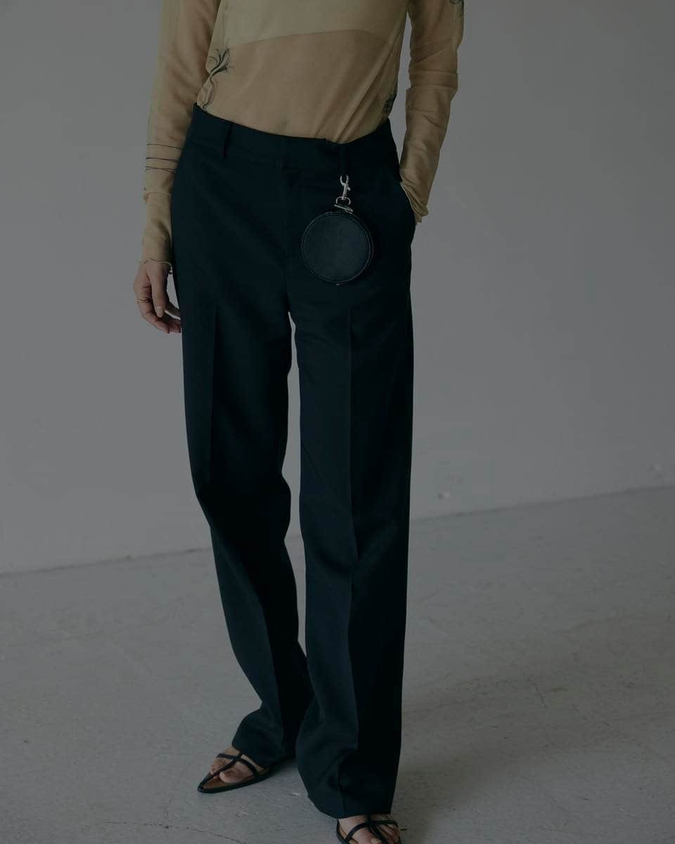Ameri vintageさんのインスタグラム写真 - (Ameri vintageInstagram)「5.23(Tue)12:00  MEDI SQUARE TANK RIB KNIT TOP MEDI LOW WAIST STRAIGHT PANTS will be released.  #ameri #amerivintage #shopping #fashion #japan #pants #tank #tops」5月20日 12時01分 - amerivintage