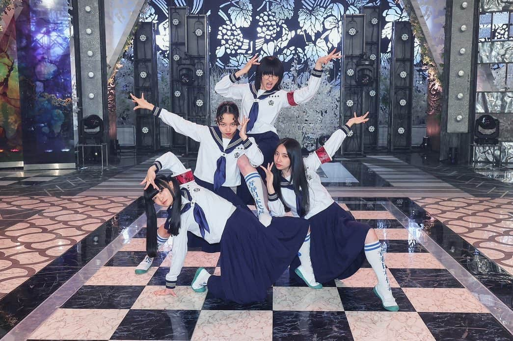 フジテレビ「Love music」さんのインスタグラム写真 - (フジテレビ「Love music」Instagram)「今回のゲストは 🔸 新しい学校のリーダーズ 🔹 iri 🔸 少年キッズボウイ  5/21（日）25:00-放送 ※地域によって放送日程が異なります。　 各放送局のHPにてご確認下さい。  #Lovemusic #ラブミュージック」5月20日 12時02分 - lovemusic_fujitv