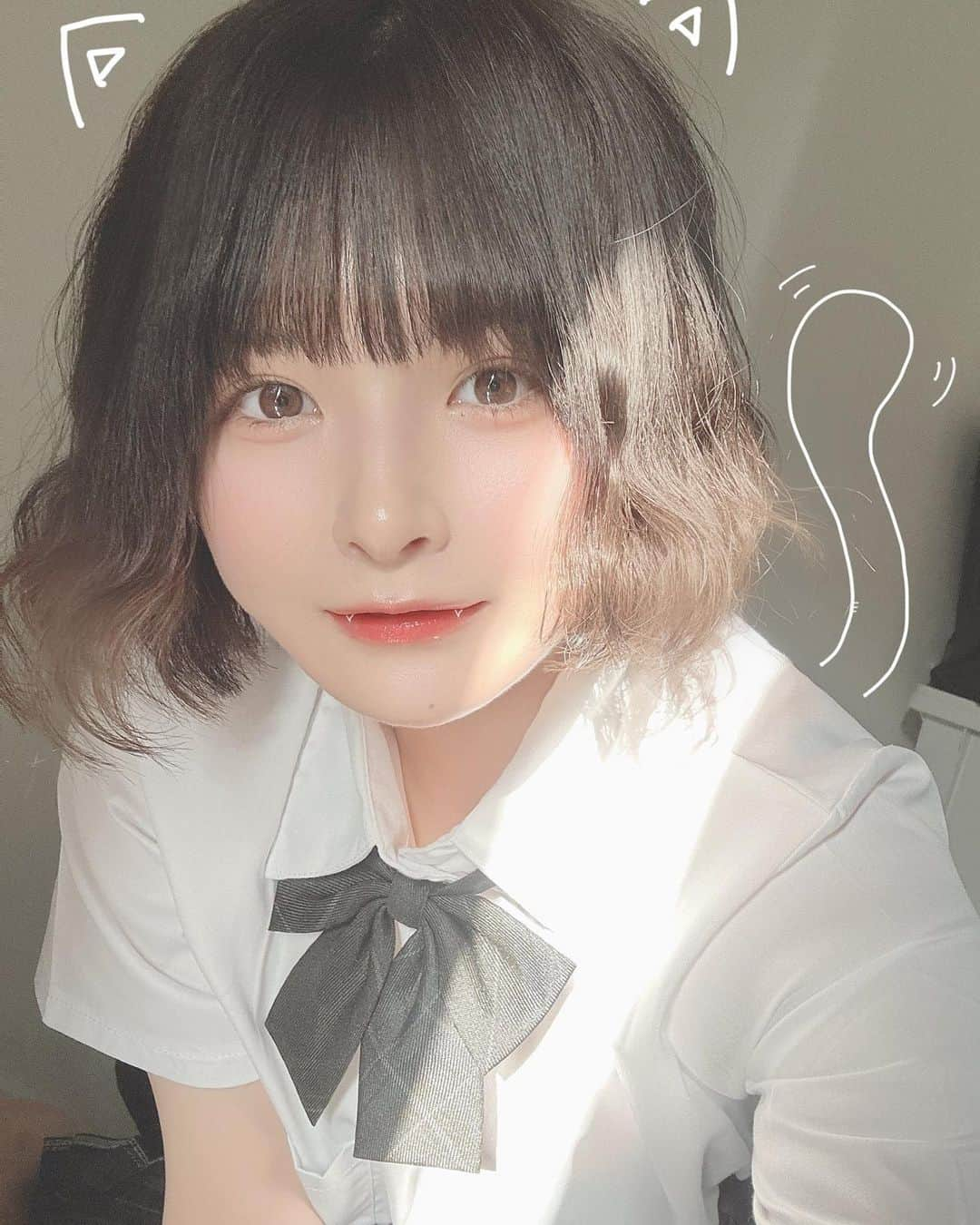 ひっそりゆうみさんのインスタグラム写真 - (ひっそりゆうみInstagram)「猫っぽい🐈」5月20日 23時34分 - mer_calme25