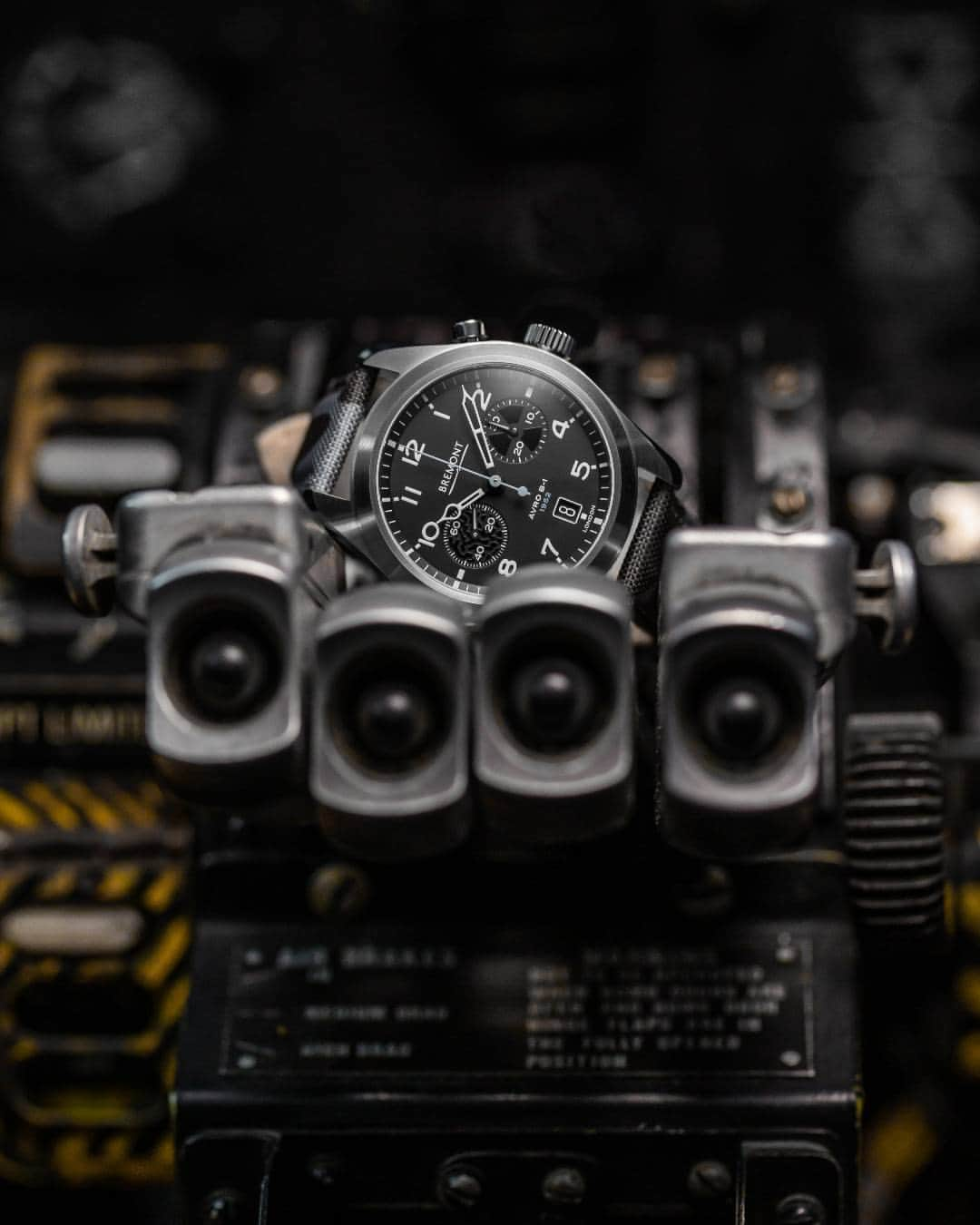 ブレモンさんのインスタグラム写真 - (ブレモンInstagram)「The Limited Edition Bremont Vulcan has a vintage military style. For the first time, Bremont has introduced elegant, skeletonised, cathedral minute and hour hands which are also applied with white Super-LumiNova® and complimented by a striking RAF blue chronograph hand.   The Bremont Vulcan is not currently in stock online. Contact your nearest Bremont boutique or email concierge@bremont.com to confirm availability of this timepiece in store.   #BremontVulcan #Bremont #Bremontwatches #Limitededitionwatch #watches #lume #watchlume #RAF #Militarywatches #bremontmilitary」5月20日 23時30分 - bremontwatches