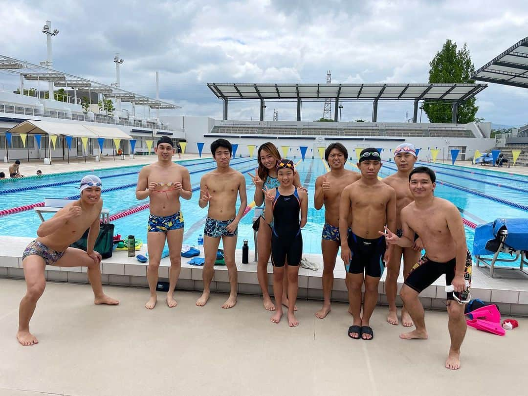 増田葵さんのインスタグラム写真 - (増田葵Instagram)「. Vol.14　〜ハイタッチ〜🙌🏻 @daiki.kubo_paraswimmer さんにお誘いいただき、 参加させていただきました。  年齢や泳力に関係なくみんなで　"水泳を楽しむ" を テーマにしているハイタッチ会  私自身、競技をしている上で楽しい事ばかりはではないけど、今回の参加で初心に返り、改めて水泳の楽しさを感じれた気がします。 パラスイマーの皆さんと、一緒に水泳の楽しさを共有し合う事ができて素敵な時間でした😊  2枚目の写真は 中学1年生のなっちゃん☺️🫶🏾 @mei_ichinose  メイに憧れてるパラスイマーです🏊‍♀️ 今日の練習でもベスト近くで泳いでいて、水泳を楽しみながらも必死になって泳いでいる姿がとても素敵だったなぁ👧🏻✨  年齢、泳力、問わず誰でも参加可能みたいなので、 ぜひ参加してみてください！！😊🙌🏻  #ハイタッチ  #水泳 #菅公学生服」5月20日 22時01分 - aaaoi620