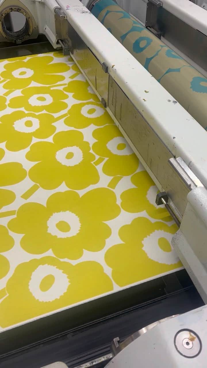 マリメッコのインスタグラム：「👀 Marimekko pre-fall ’23 coming soon – stay tuned! #marimekko #PF23」