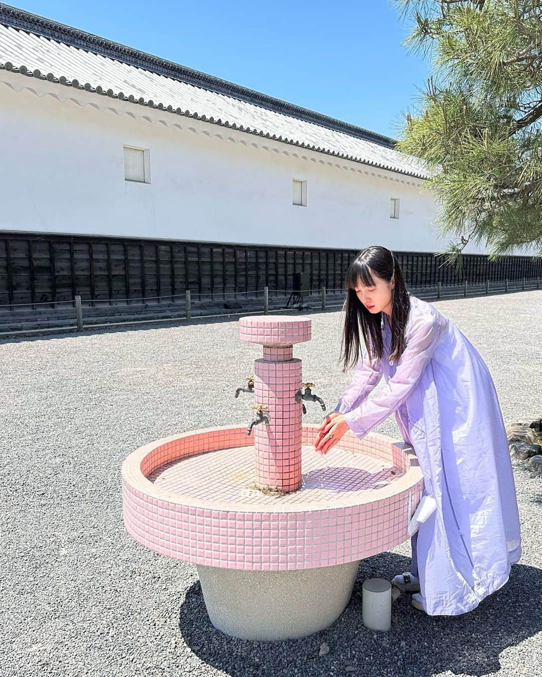 奥村佳恵のインスタグラム：「🏯🌞 #太陽本気出してた」