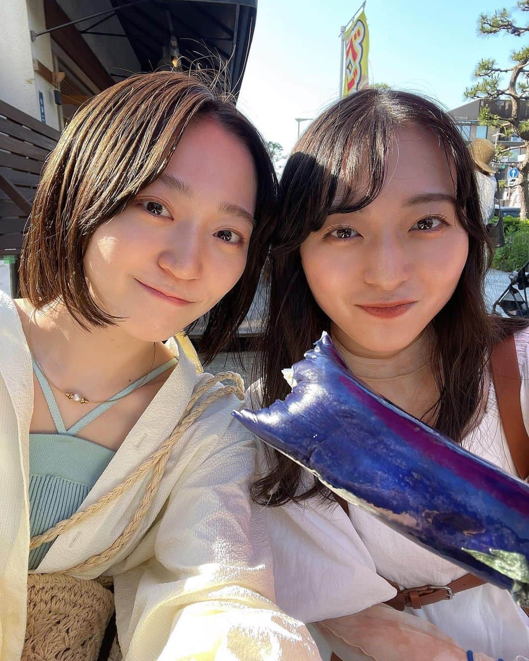 土路生優里さんのインスタグラム写真 - (土路生優里Instagram)「みちゅ @immr_mitsuki と鎌倉と江ノ島旅行してきました☺️🤍  まずは鎌倉の写真☺︎  香水作って美味しいもの沢山食べて温泉入って満喫しました！！！ お揃いのリング買ったよ🫶🏻カワ  最後の写真はお風呂後だから2人とも顔つやつやです😉笑  ドライブもして楽しかった〜 江ノ島の写真もまた載せます🏝」5月20日 22時17分 - torochan__324