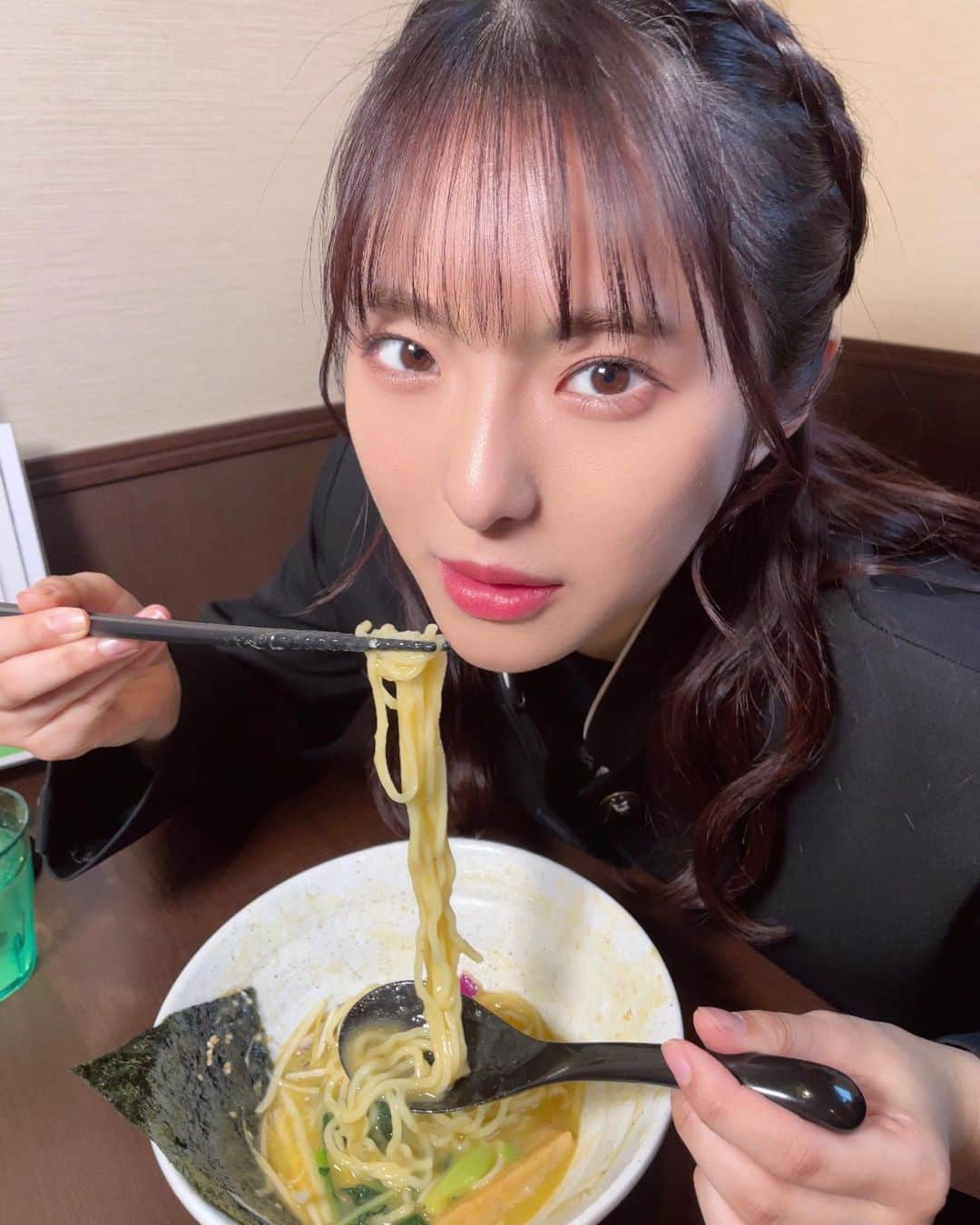 大塚七海さんのインスタグラム写真 - (大塚七海Instagram)「長岡にある七の介さん🍜  ポタージュ塩ラーメン、 はじめて食べました😳  その名の通りとっても濃厚で 食べ応え抜群で美味しかったです🥹💕  #嗚呼NGT48らーめん部　#NGT48らーめん部 #七の介　さん　#長岡　#新潟ラーメン　#新潟グルメ　#なな麺　#ラーメン #らーめん  #ラー活 #麺活 #麺スタグラム #麺 #ラーメン大好き #ラーメン巡り #ラーメンインスタグラム #ラーメン好きな人と繋がりたい #拉麺 #라면 #ramen #japanesefood #foodstagram #instafood #foodstagram #foodphotography #noodles #noodle」5月20日 22時18分 - otsuka773_ngt48