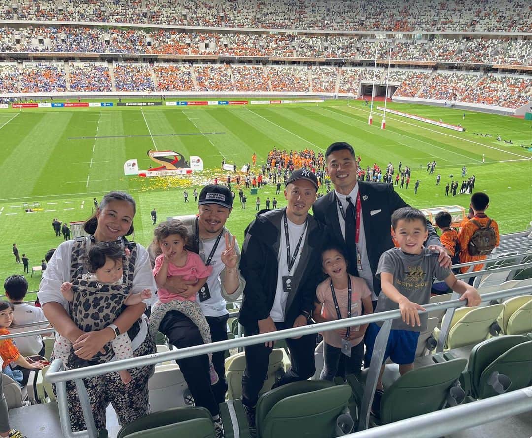 エリナ シルカのインスタグラム：「Congratulations Kubota 🔥 ラグビーリーグファイナル！ラグビーって最高だな〜👏👏👏」