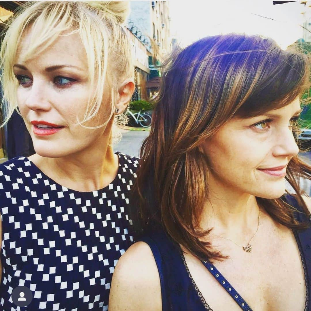 マリン・アッカーマンさんのインスタグラム写真 - (マリン・アッカーマンInstagram)「#fbf @carlagugino #fridaybabes」5月20日 14時37分 - malinakerman