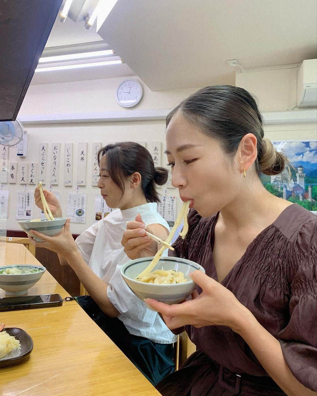 愛川ゆず季さんのインスタグラム写真 - (愛川ゆず季Instagram)「讃岐うどん🤍 お昼はすきなものたべてるよ🤍  #うどん #讃岐うどん #チートデイ　#夏ゆずhf」5月20日 15時28分 - aikawa_yuzuki