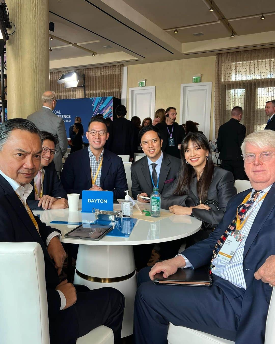 ラライン・シャーさんのインスタグラム写真 - (ラライン・シャーInstagram)「"Is Indonesia the World's best secret?"  Honored to be speaking at the @milkeninstitute Global Summit about what I love the most, Indonesia.  On the panel with trailblazers John Riady, Arief Budiman, F Chapman Taylor, Cesar Indra and moderated by Dino Patti Djalal.  A full room of curious hearts and minds that was presented with the opportunities that exist, the challenges that remain and and whats to come next. #miglobal2023」5月20日 16時29分 - ralineshah