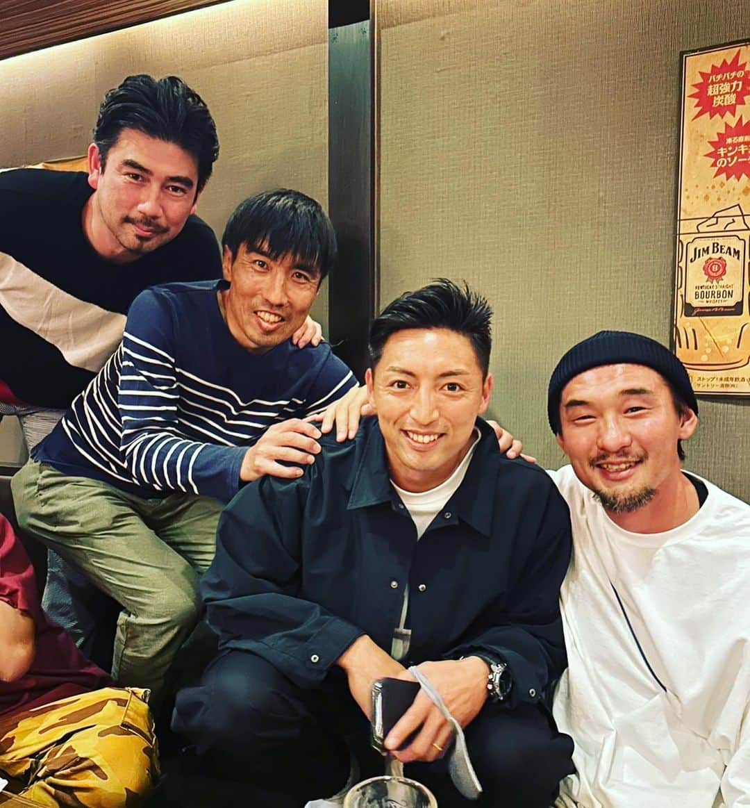 長谷川悠のインスタグラム：「NHK山形へレジェンドOBとして呼んでいただきましたが本物のモンテディオレジェンド達に会えました。  #根本亮介 #秋葉勝 #まぁくん #山田拓巳」
