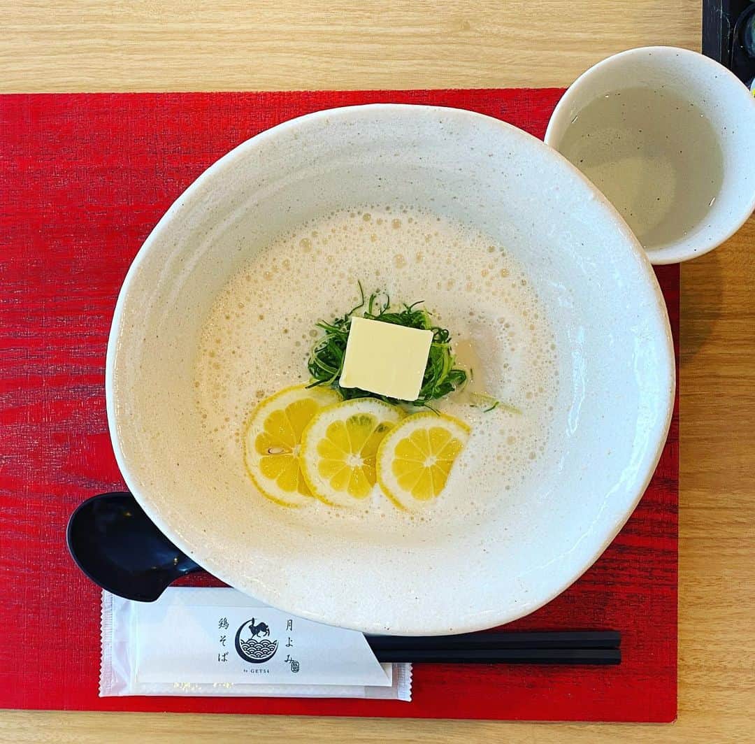 関智一さんのインスタグラム写真 - (関智一Instagram)「美味いラーメン発見  #鹿児島空港 #月よみ」5月20日 17時23分 - sekitomokazu