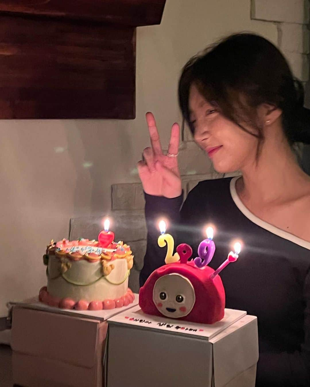 ヘインのインスタグラム：「생일축하해주신분들 모두모두 너무감사드립니당」