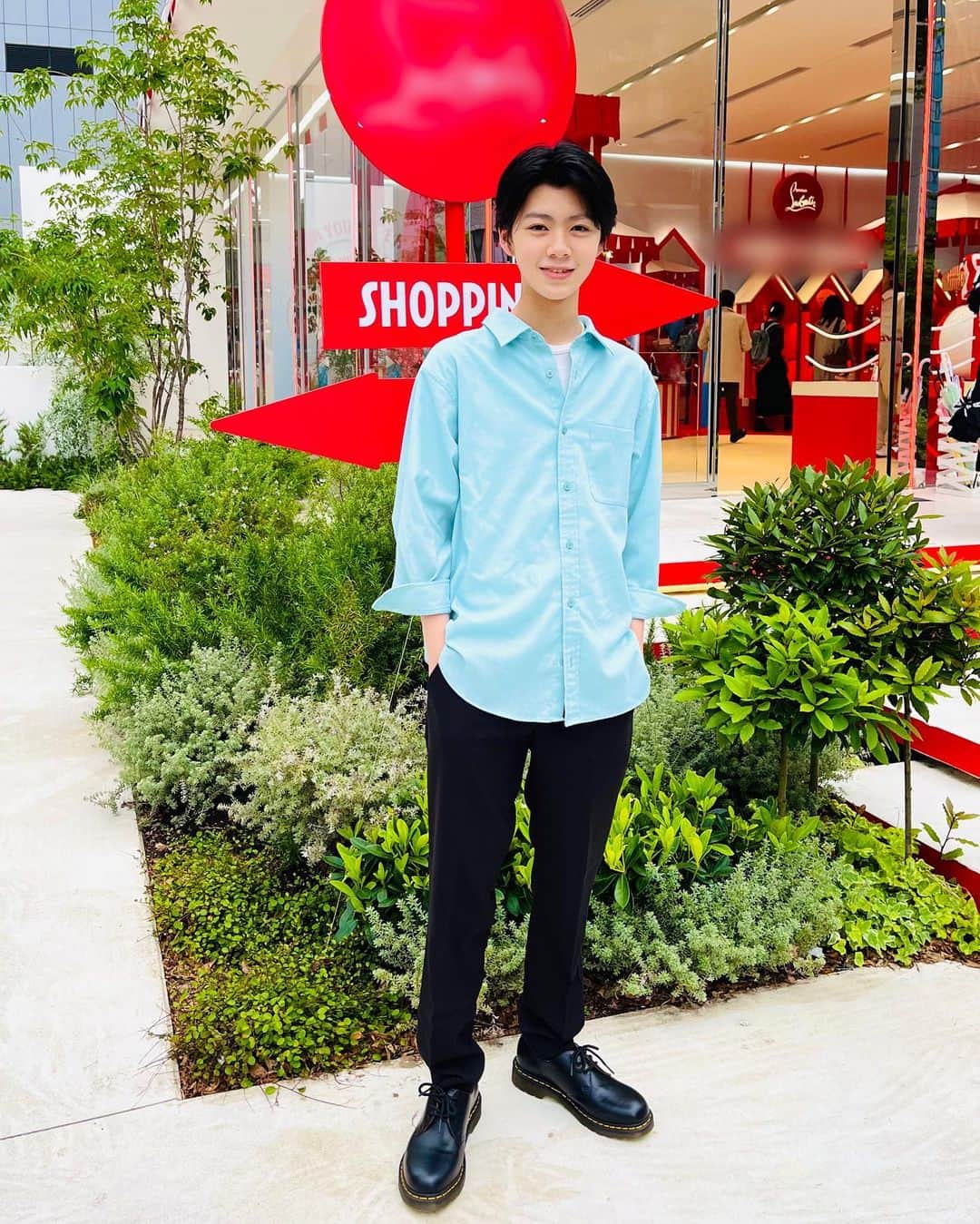 白鳥晴都のインスタグラム：「こんにちは😊 皆さん週末楽しんでますか⁉️ 僕は学校のテストが近いから今週は頑張って勉強しなくちゃ😭 頑張るぞ⤴️おー👊  #テスト勉強 #頑張るぞ #白鳥晴都」