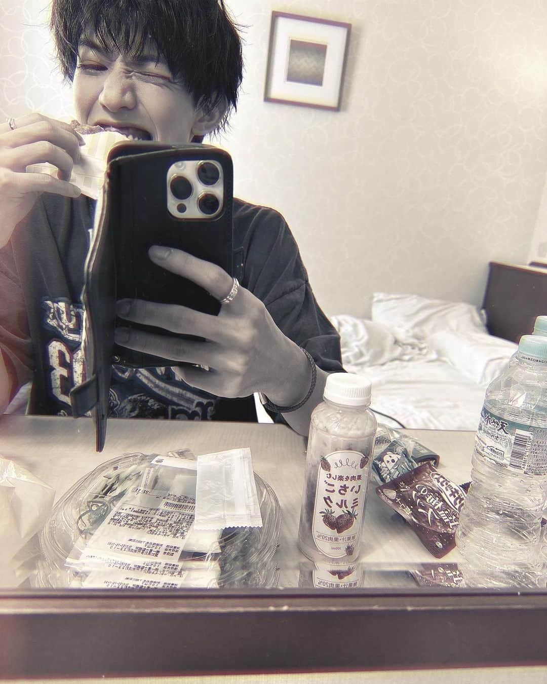 テオくんのインスタグラム：「名古屋は良い街だ😁✨ ありがとう😆🙏」