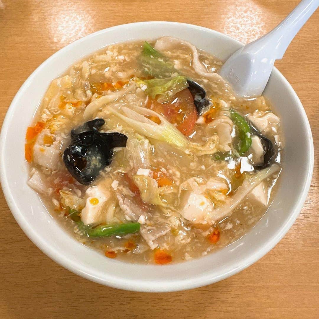 葉山カナのインスタグラム：「トマトサンラータンメン🍅草加健康センター」