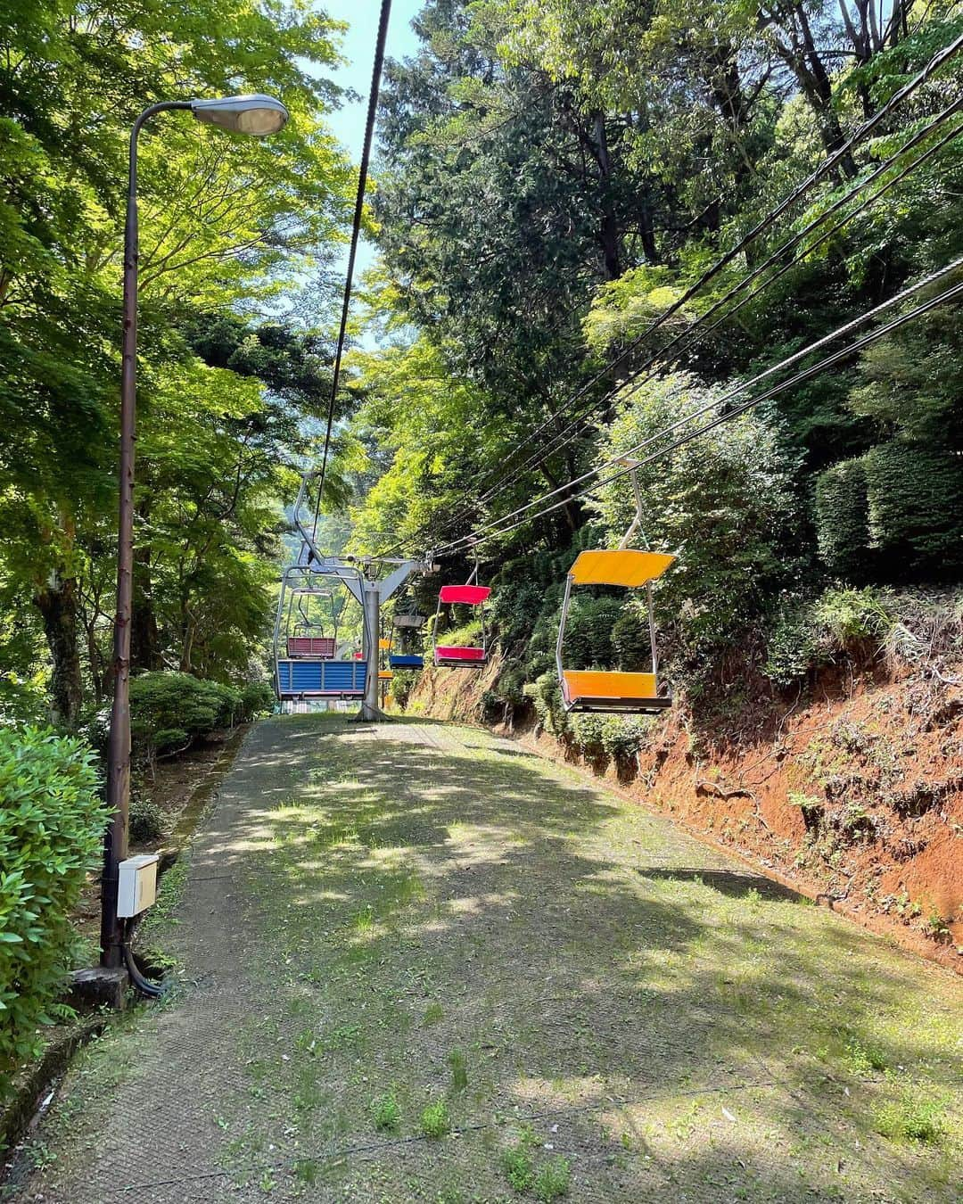 中野ミホさんのインスタグラム写真 - (中野ミホInstagram)「. 山のパワーをたくさんもらった日⛰💥  今月来月、まだ弾き語りあります〜 お近くのかた、ぜひお待ちしています！  新しい曲もちらほらやってみています  ◎ 5月24日(水) 下北沢 おてまえ ◎ 6月4日(日) 水戸 NINETY EAST ◎ 6月12日(月) 渋谷 LOFT HEAVEN ◎ 6月17日(土) 西早稲田 BLAH BLAH BLAH  ◎7月1日(土) 荻窪 velvet sun 「Hug 2」(Band Set)」5月20日 19時28分 - miho_doronco12