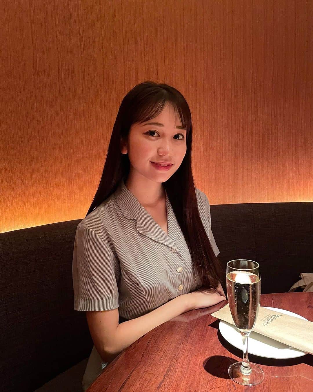 生形由佳のインスタグラム：「・ 立川にある @mothers.oriental   店員さんおすすめのメニュー どれも美味しかった~🍽  店内の雰囲気もとても素敵🌛♡  半個室になっている席もあるので 女子会や特別な日にもおすすめです♡  #立川ディナー  #立川ランチ #東京ディナー #mothersoriental」