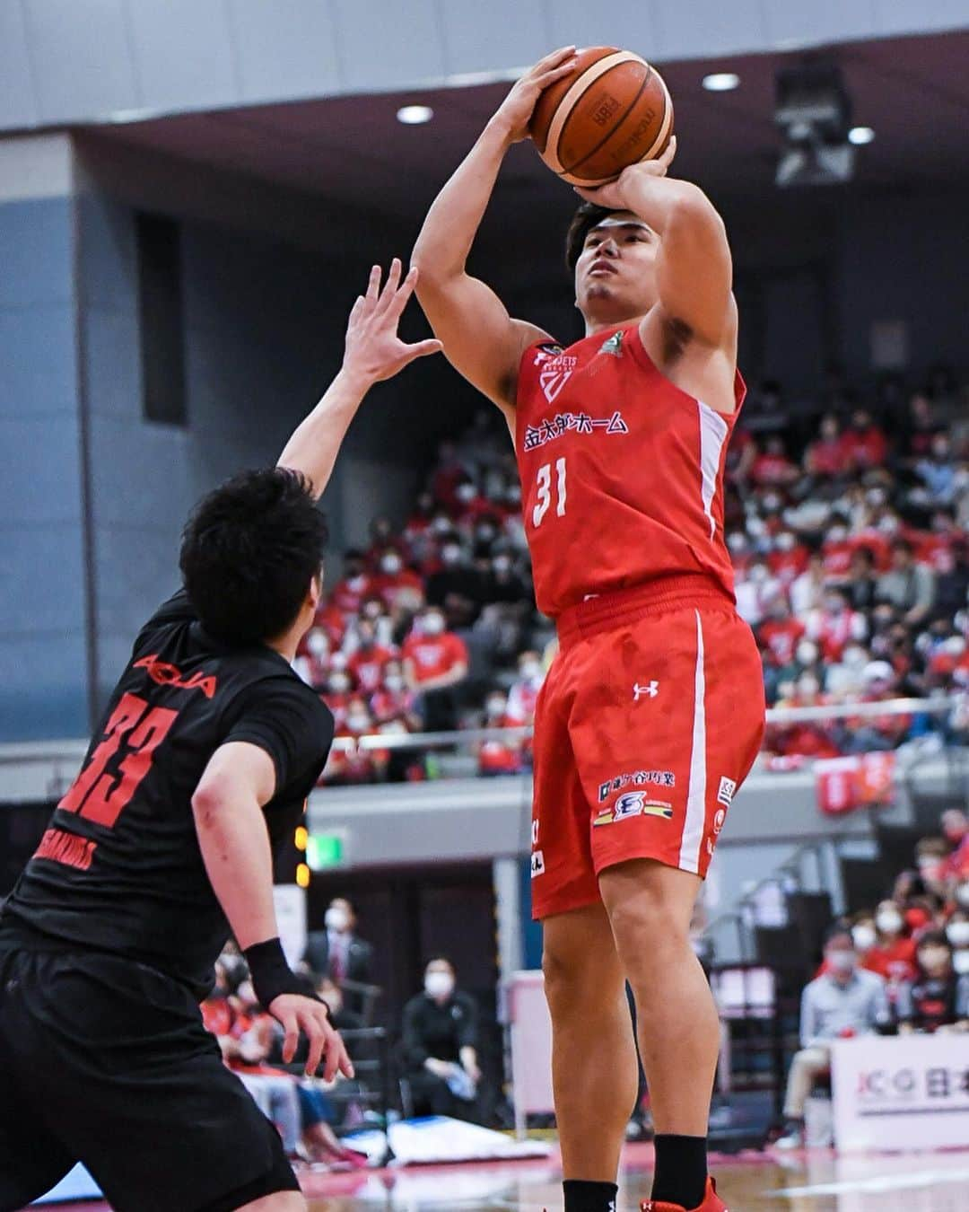 千葉ジェッツさんのインスタグラム写真 - (千葉ジェッツInstagram)「試合風景|ω･)📸  B.LEAGUE2022-23 SF  vs.A東京  千葉J 89-66 A東京  #RoadToTheTripleCrown #いくぜてっぺん #日本生命Bリーグチャンピオンシップ #セミファイナル #まずは一勝 #勝って兜の緒を締めよ #明日もハイエナジーに✊ #chibajets #Bリーグ #千葉ジェッツ #バスケ #basketball #portrait  #photograph #ジェッツ写真部 #レンズ越しの世界 #応炎🔥 #ありがとうございました📣」5月20日 19時58分 - chibajets_official