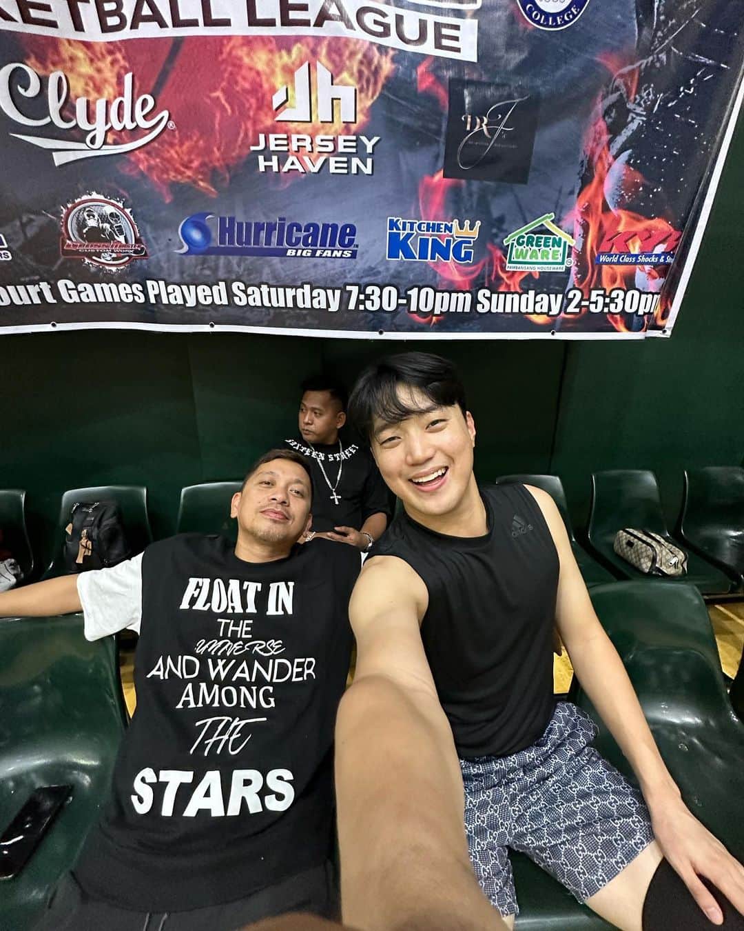 Ryan Bangのインスタグラム：「Gen Z yarnnnnn? @jhonghilario 🏀🤣  #필리핀 #마닐라」